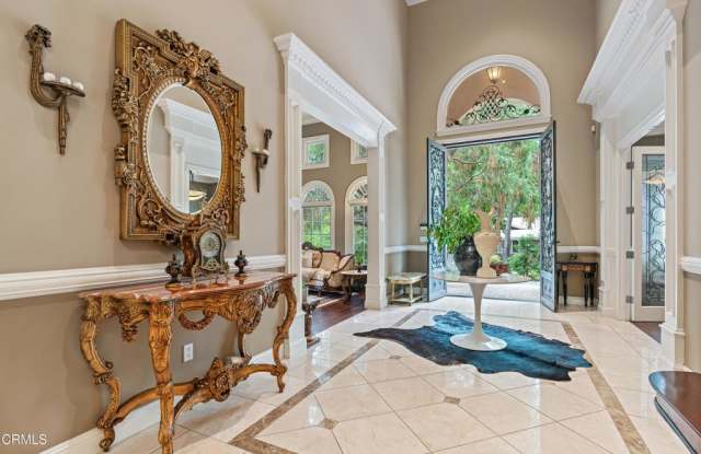 1737 Fairmount Avenue