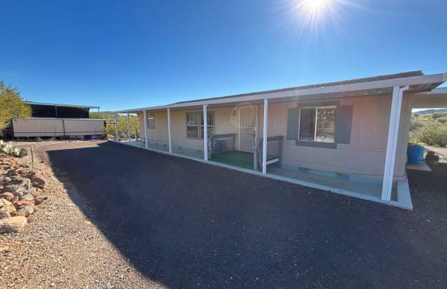 READY TO VIEW NOW! Adorable 3 Bed 2 Bath Home in New River NO HOA