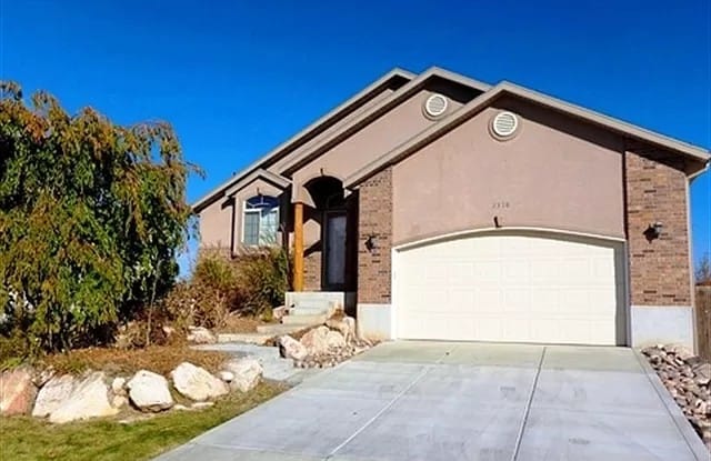 2338 W 2100 S, Syracuse, UT 84075 - 2338 West 2100 South, Syracuse, UT 84075