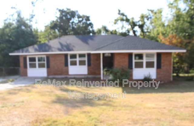 3332 Hillis Rd
