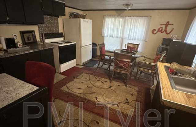 117 Little Acorn Cove