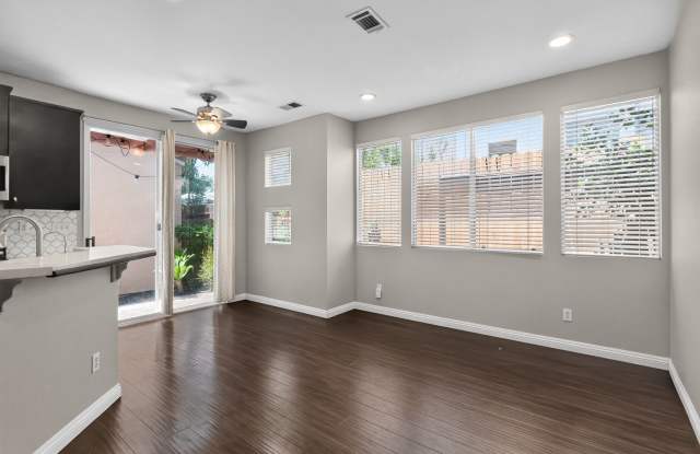 10927 Caminito Arcada