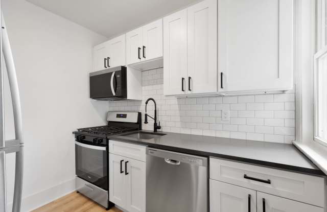 READY FOR MOVE IN! CHECK OUT THIS RENOVATED 2-BEDROOM LOCATED IN DORMONT!