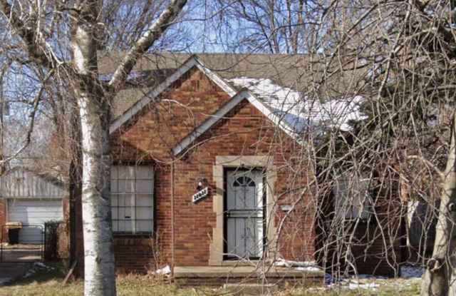 11911 Lansdowne Street