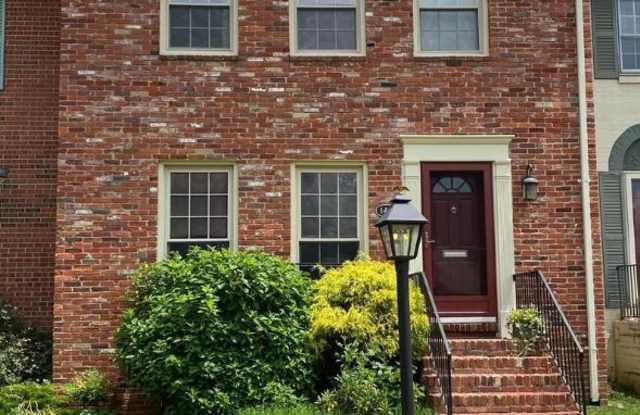 149 East St Ne