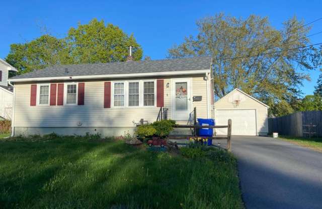 3 Bedroom Available NOW in Essex Junction, VT