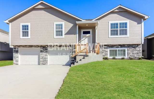 Photo of 14504 Oakland Court