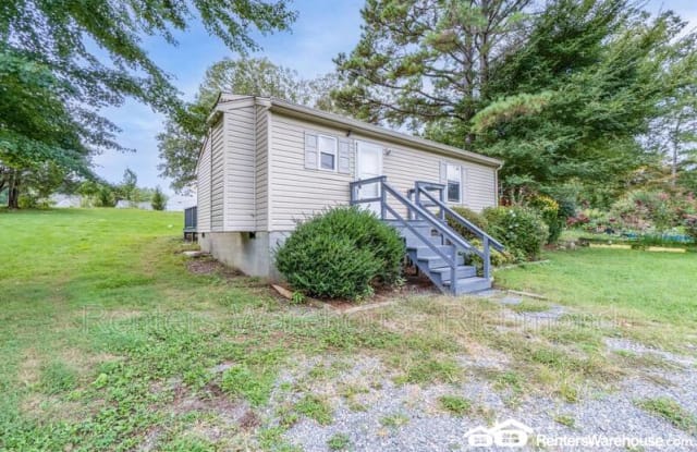 10625 W Providence Rd - 10625 W Providence Rd, Rockwood, VA 23236