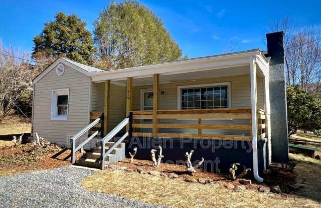 917 Oakdale Rd
