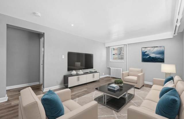 Photo of Mayfair Apartments