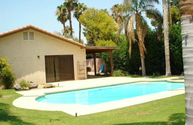 Photo of 34220 Linda Way