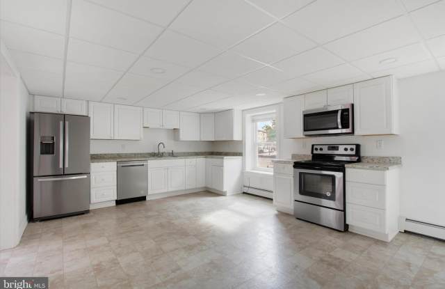 110 BALTIMORE Street unit: 2Nd Floor