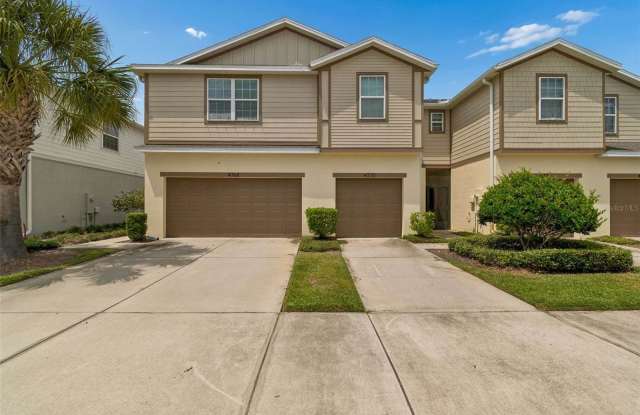 4768 White Sanderling Court