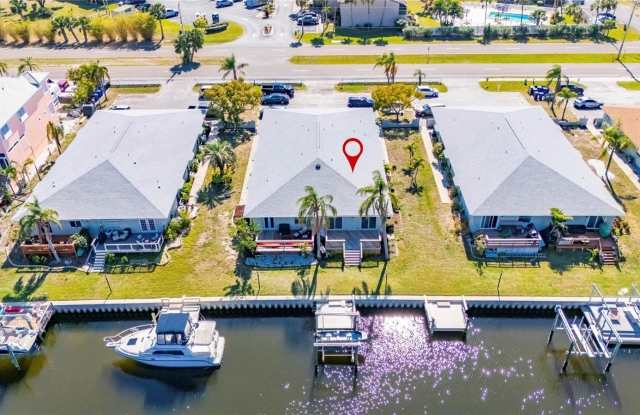 1025 APOLLO BEACH Boulevard