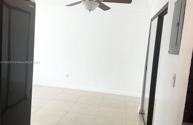 8840 Fontainebleau Blvd