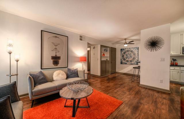 Lake Pointe Apartments