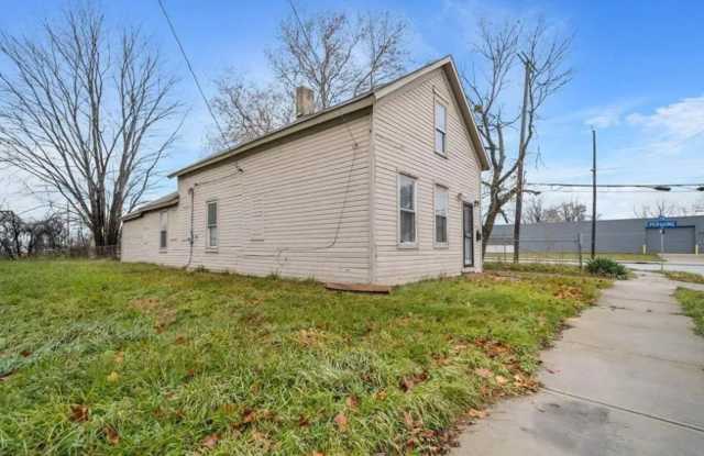 Comfortable 3-Bedroom Home in Cleveland