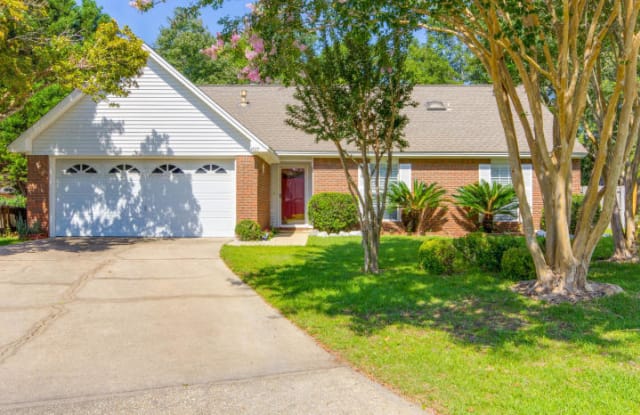 4537 E Parkwood Lane - 4537 Parkwood Ln E, Okaloosa County, FL 32578