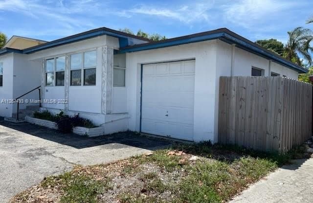 1844 Sheridan St - 1844 Sheridan Street, Hollywood, FL 33020