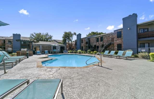 Creekside on the Green