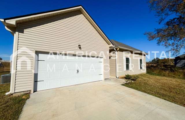 Home for Rent in Eva, AL!!! AVAILABLE NOW!!