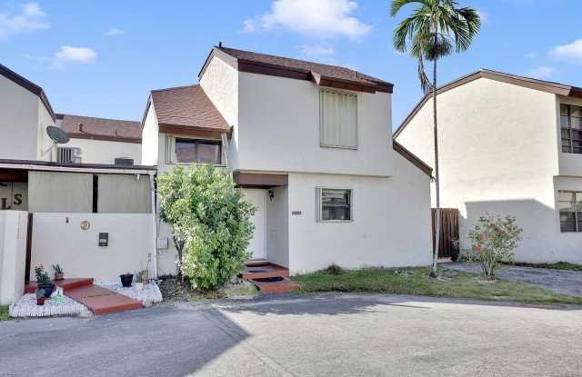 9702 NW 5th Lane