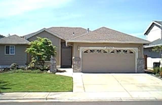 20743 SW Santa Fe Ter ~ NEW Flooring! NEW Paint! Single-Level Ranch!