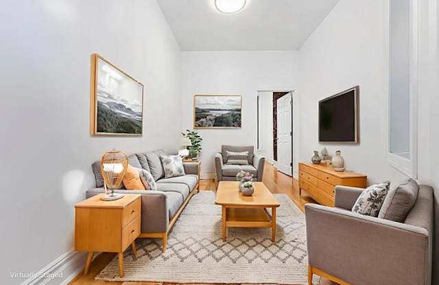 Photo of 331 West 16th Street