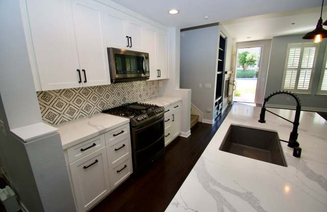 77 Brownstone Way - 1