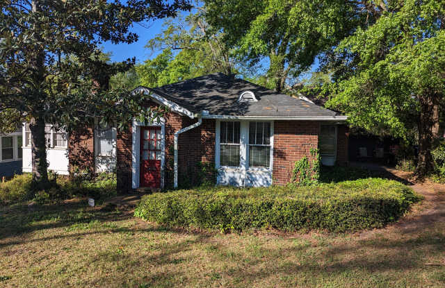 Photo of 101 South Pickens Street