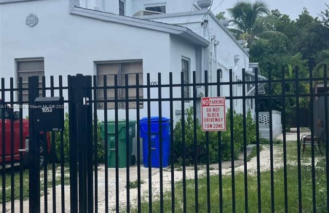 1053 NW 30th St