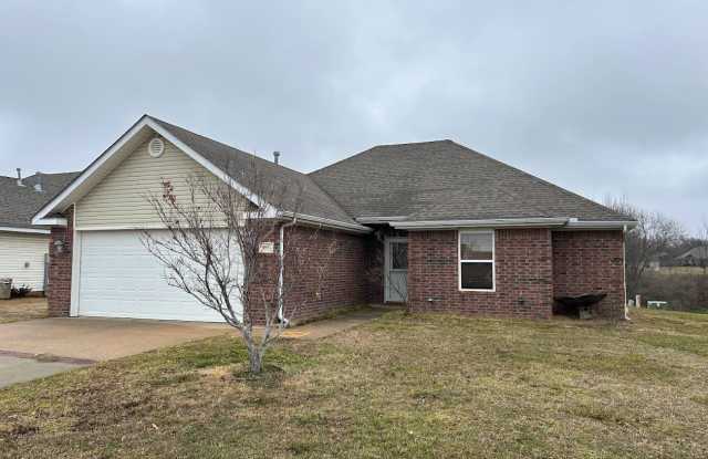 705 E Asher Dr