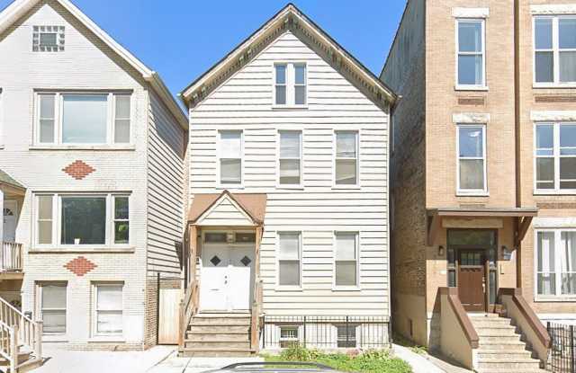 3309 N Southport