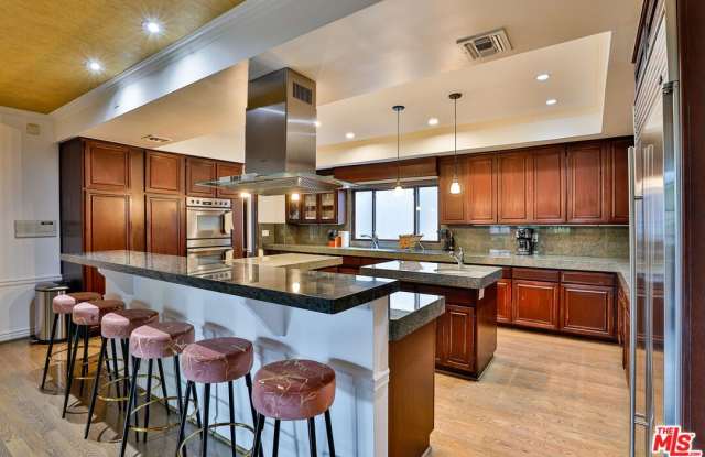 14839 Valley Vista Blvd