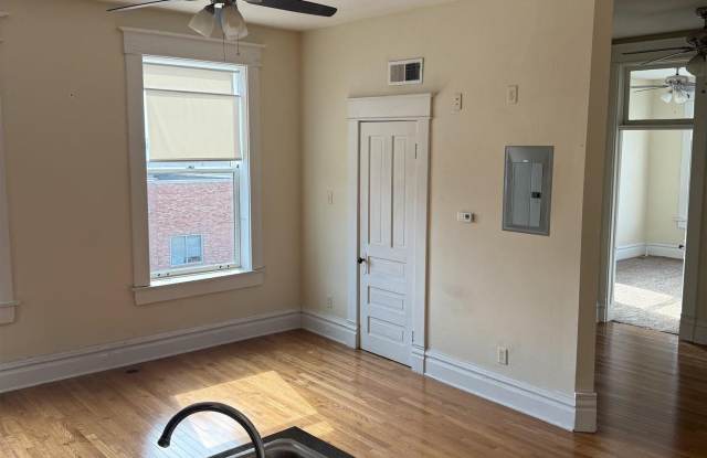 Photo of 901 Main Street