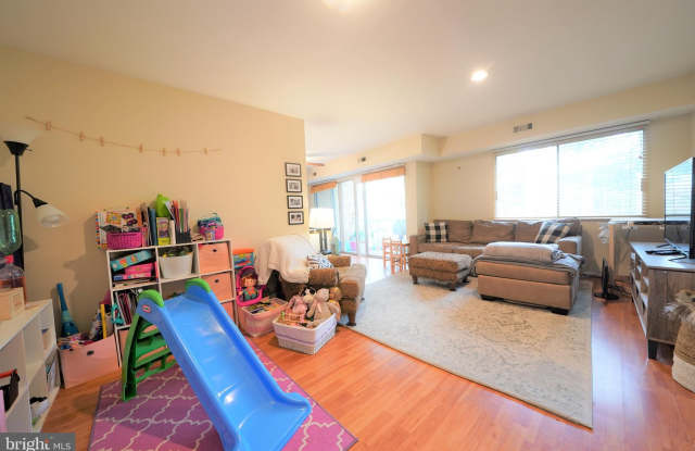 2912 KINGS CHAPEL ROAD