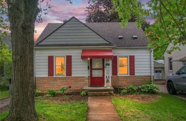 Photo of 2017 HARDING Avenue