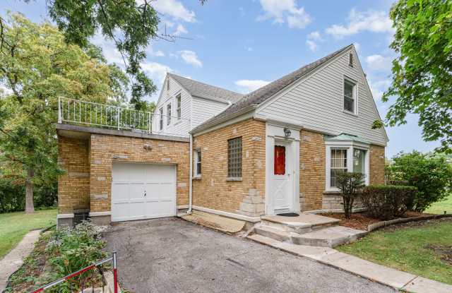 Photo of 110 Homestead Dr