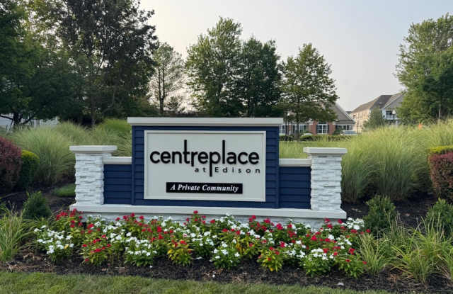 2818 Edward Stec Boulevard