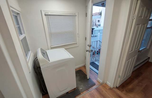 6202 Meadowview Avenue