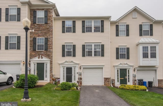 322 LAROSE DRIVE - 322 Larose Drive, Chester County, PA 19320