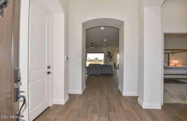 17787 W SUNWARD Drive