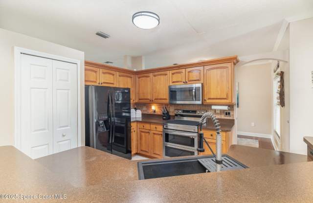 1510 Gardenton Street NW