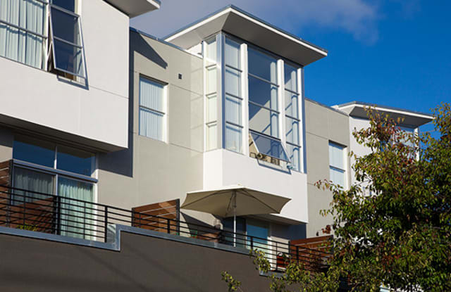 Photo of Icon at Doyle