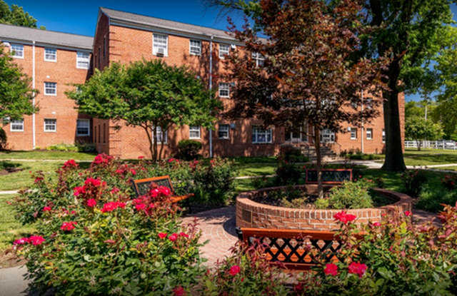 North Pointe Apartment Homes