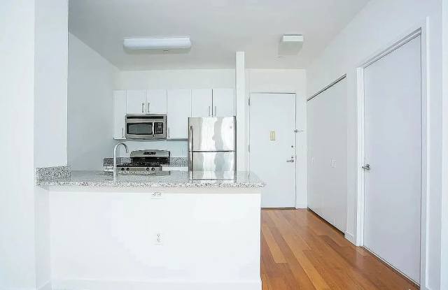 Photo of 184 Kent Ave