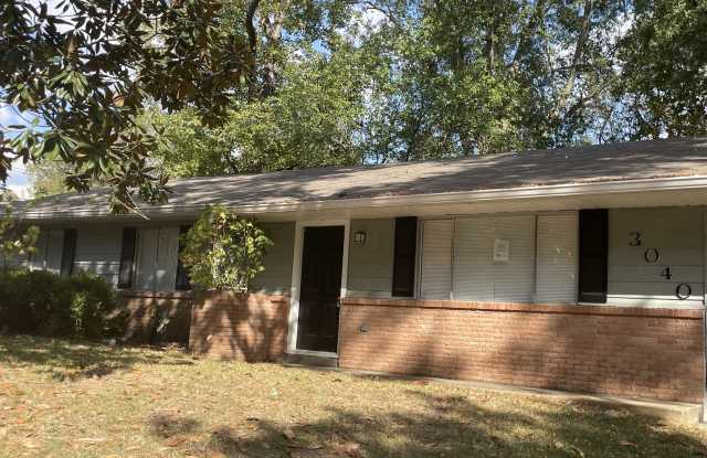3040 Suncrest Drive