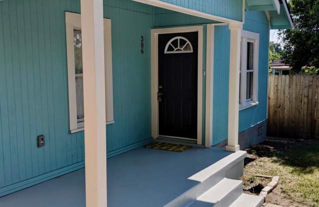 306 Utah Street