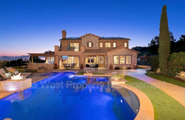 3207 Corte Bosque