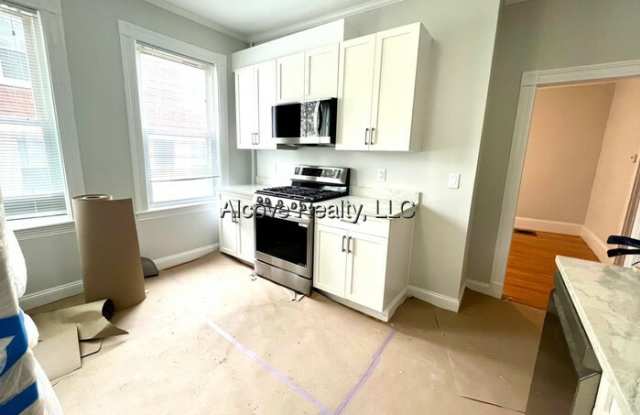 13 Farragut Street